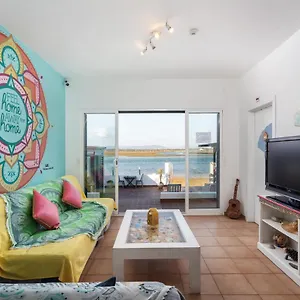  Hostal Life